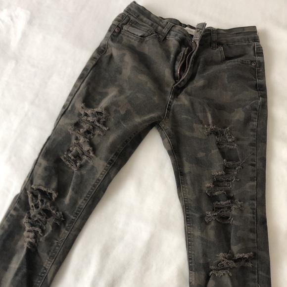 Girls jeans Camouflage Green Jeans 👖 - Picture 4 of 6
